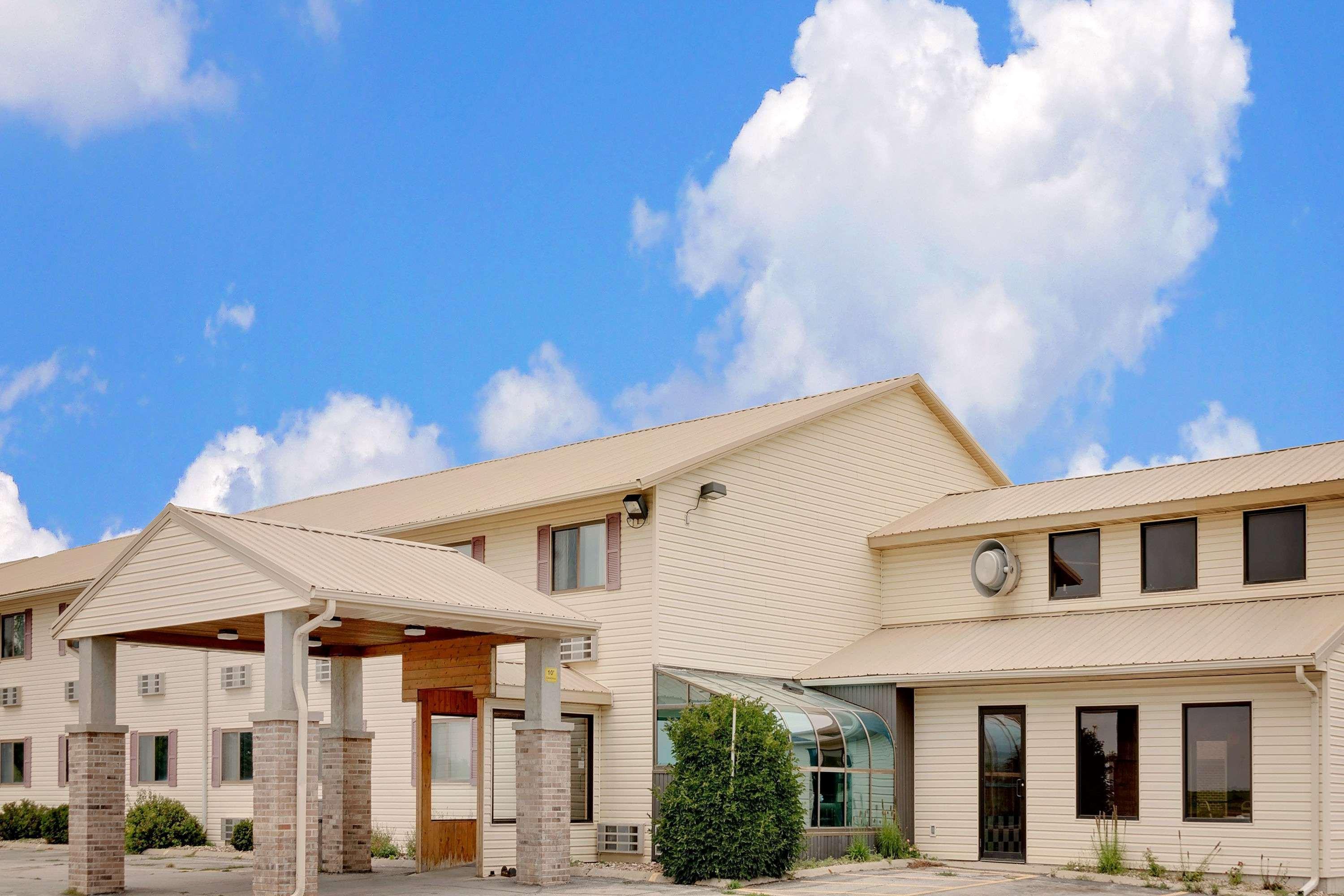 Super 8 By Wyndham Iowa Falls Exteriér fotografie